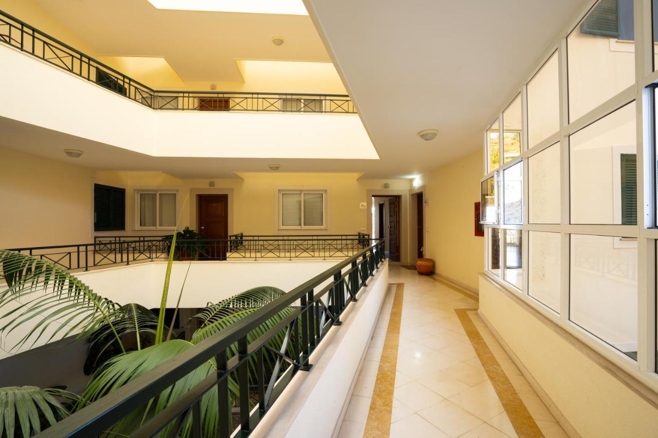 Ocean Breeze Appartement Caniço Buitenkant foto